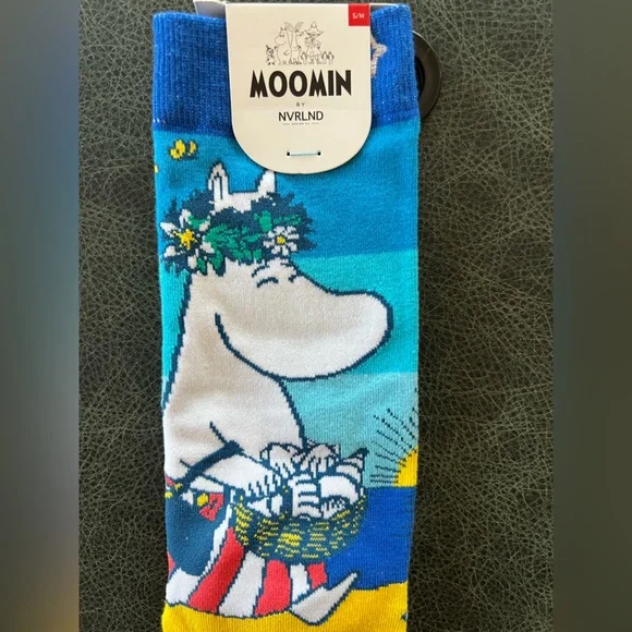 Moomin Mamma Crew Socks Women’s Size S-M - Picture 3 of 6